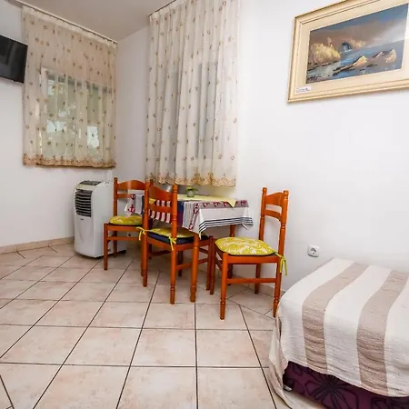 Tea Apartment