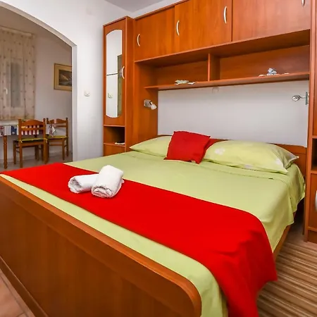 Apartment Tea Rogoznica (Sibenik-Knin)